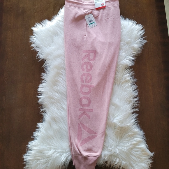 Only1 LEFT! NWT Reebok Pink Sweats - Picture 4 of 16